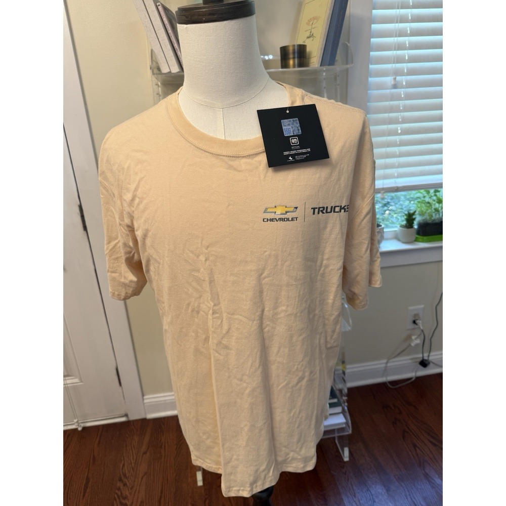 Chevrolet GM Truck Chevy T-shirt Men's Medium NWT New Short Sleeve